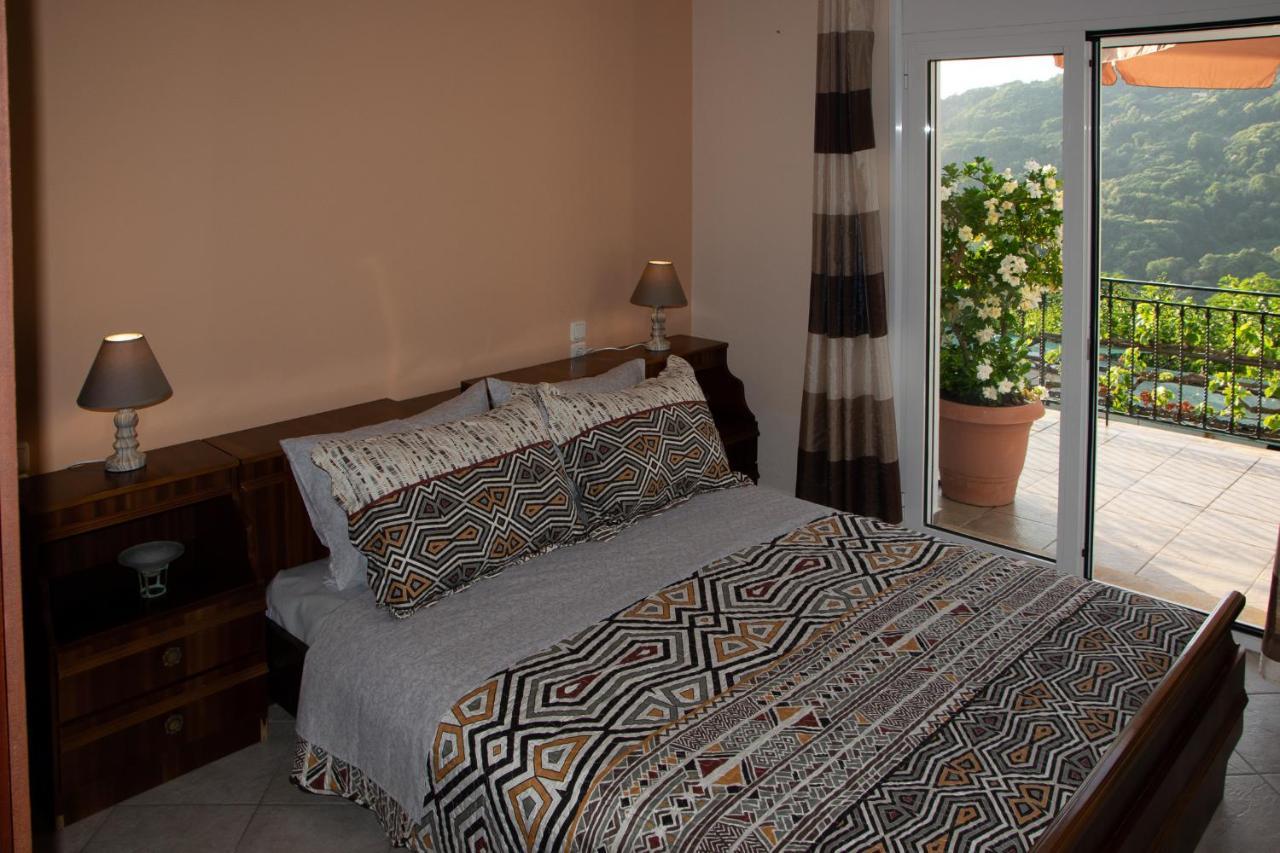 D & K Guest House Makrirrákhi Екстериор снимка