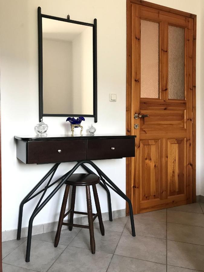 D & K Guest House Makrirrákhi Екстериор снимка