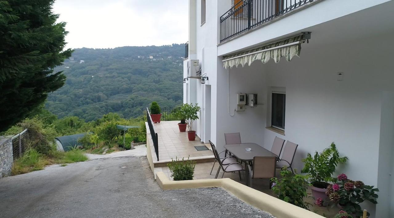 D & K Guest House Makrirrákhi Екстериор снимка